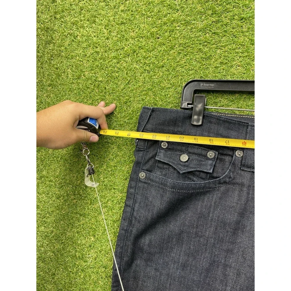 True Religion accept first